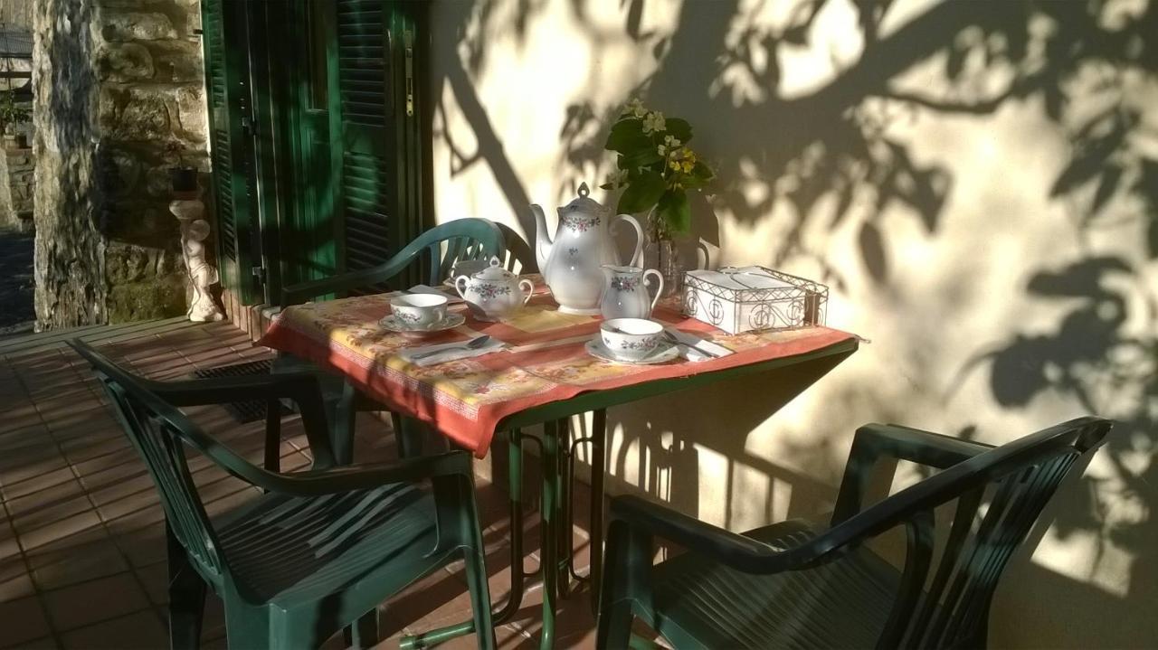 Serramezzana Bilocale In Antico Palazzo Nobiliare A Breve Distanza Dal Mare Di Acciaroli 5 Vele Lega Ambiente 2024 Villa Eksteriør billede